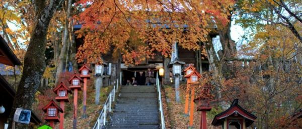 軽井沢紅葉名所⑦恋愛のパワースポット“熊野皇大神社”