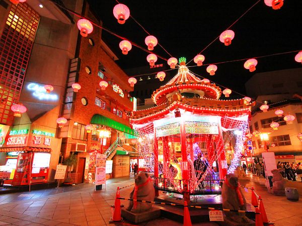 神戸イルミネーションランキング⑨中華街の冬の夜を楽しむ“南京町ランタンフェア“