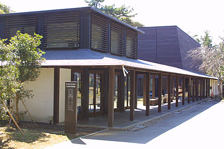 ⑦大洗磯先神社の敷地内にある博物館「大洗海洋博物館」