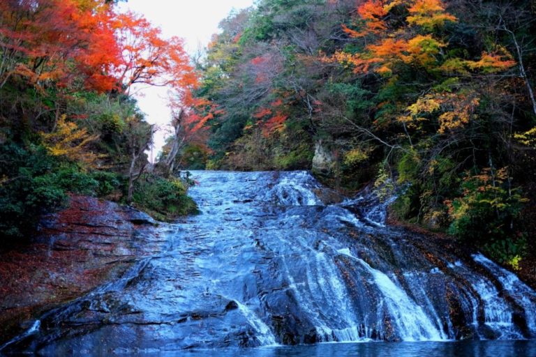 千葉県観光スポットランキング③渓谷に点在する6つの滝めぐりでパワーをもらう！養老渓谷