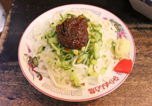 岩手県盛岡の郷土料理ランキング⑥盛岡三大麺の一つ「盛岡じゃじゃ麺」