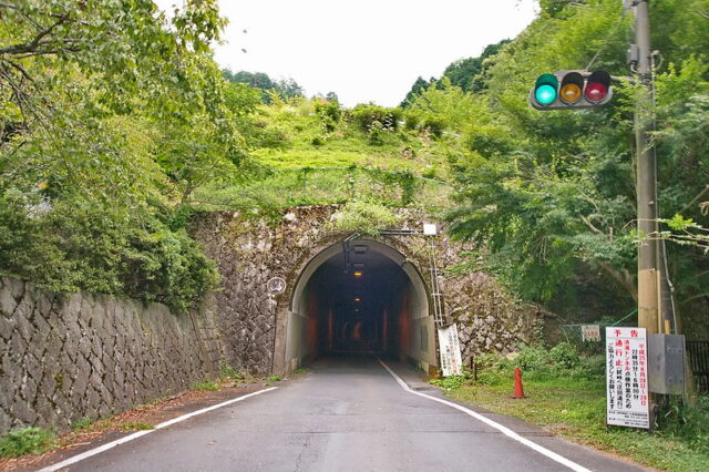 嵐山心霊スポット定番ランキング①通行するときはルールを思い出して！京都で一番怖い！清滝トンネル