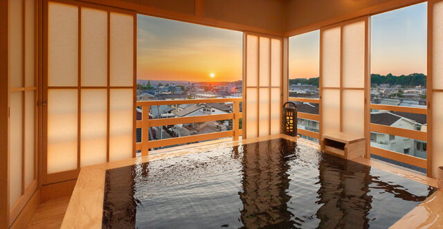 奈良の混浴・貸切風呂ランキング②贅沢な眺望が最高！ニューわかさ